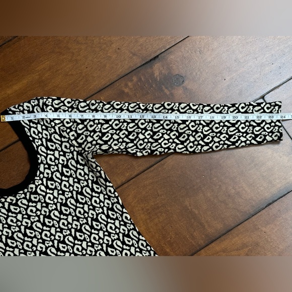 Banana Republic Women’s Casual Dress. Long Sleeve. - Picture 6 of 6